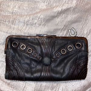 RARE VINTAGE BRTSEY JOHNSON FOLDOVER CLUTCH🖤